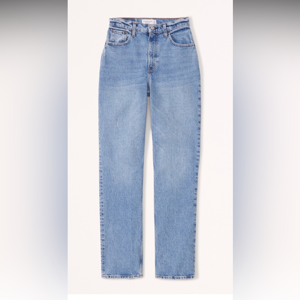 Abercrombie Curve Love Ultra High Rise 90s Straight Jean